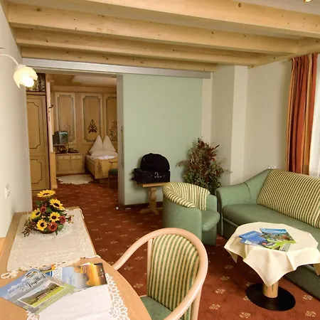 Jagdhof 4*