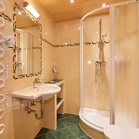 Jagdhof Hotel 4*